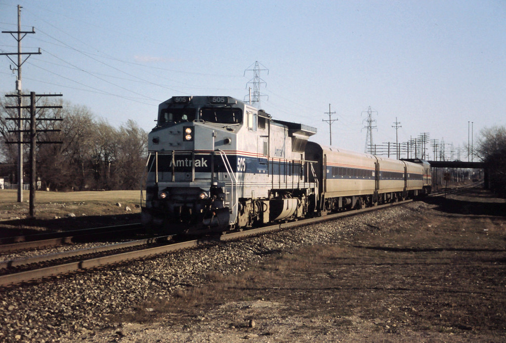 Amtrak P32