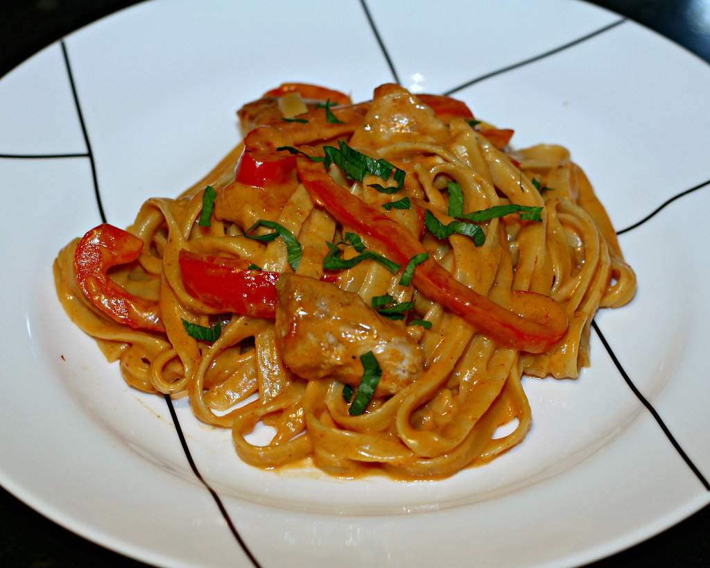 Tomato Alfredo Pasta