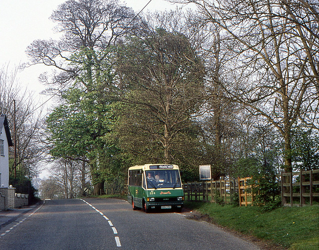 G224 VDX, Ipswich Buses Metrorider 224, Walkern, 22nd. April 1990