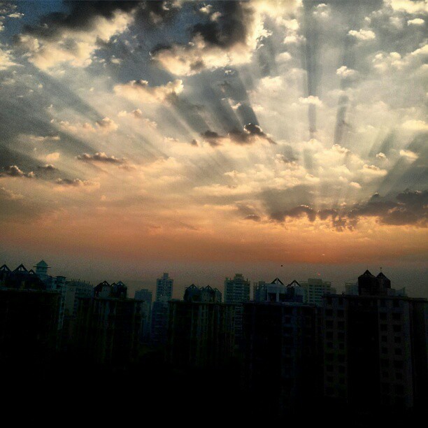 Just another dawn pic #ink361 #Kharghar #India #skyline #urban #sunrise #dawn #clouds #sky #morning #India #nature