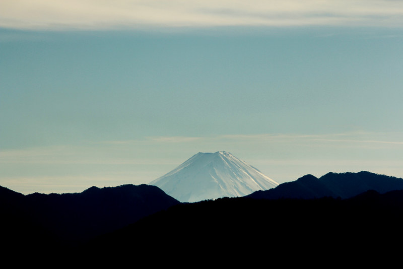 両神山の山頂から見える富士山