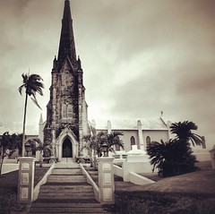 05/22/2016 Snapped this one on my way to returning the scooter. St. Paul's Church in Paget, Bermuda. 05/20/2016 Coco Reef Resort, Bermuda.  #bermuda #bermudatriangle #bermudaisland #instafotoamerica #ilovebermuda #wonderful_places #travel #outersphere #go