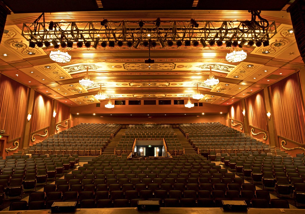 ADGZ1395 - The Uptown Theatre | Back in Napa, CA, but for th ...
