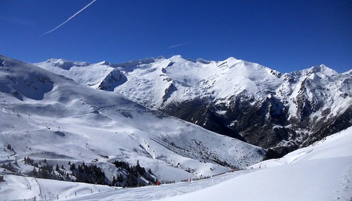 ariège pyrénées pirineos couserans guzet guzetneige montagne hiver ski
