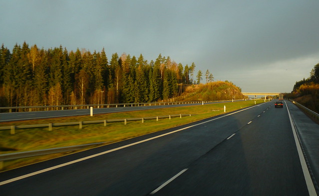 Entre Helsinki et Olkiluoto, Finlande, en car (photo Georges Cingal)