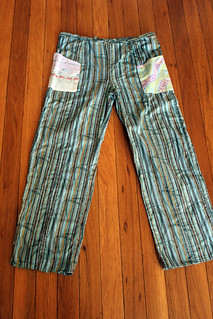 Bamboo pants with Japanese swatch pockets | Quinn Dombrowski | Flickr