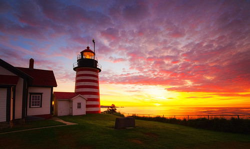 lubec maine newengland robertallanclifford robertallancliffordcom westquoddyheadlight coastline lighthouse ocean sky sunrise water