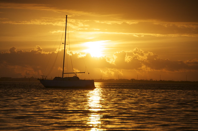boat in maximo sunset