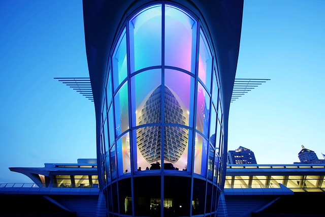 MAM Calatrava special illumination (2009)