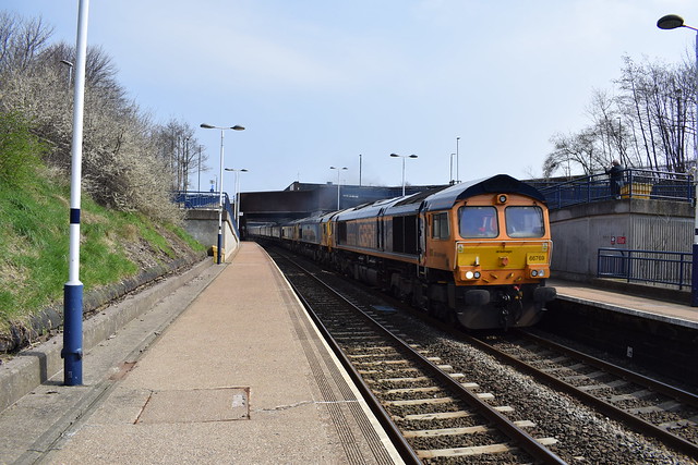 66769, 66709 and 66738 passing Heworth