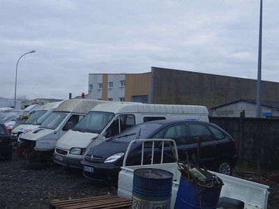 Epaves de Citroën Xsara Picasso BW 814 JD , Ford Transit de 2004 6726 WX 37 , Iveco Daily 35-8 , Peugeot Boxer, Citroën Jumper & Renault Master II - 23 décembre 2012