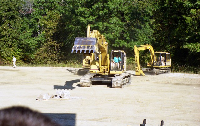 Cat2 - 005 HEXs - hydraulic excavators