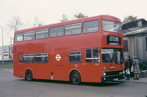 M 421 Edgware 4-11-80 | by dsj672
