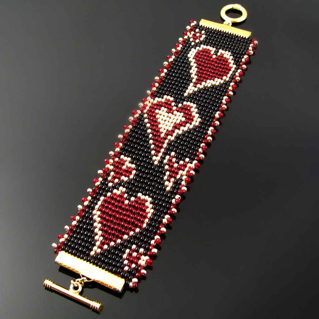 Crazy Hearts bead loomed cuff | Bead loomed from Czech seed … | Flickr