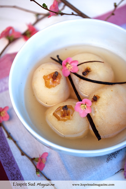 Poached pears with a  vanilla syrup - { Pierre Hermé }
