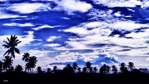 sky mountain tree clouds landscape sukorejo uploaded:by=flickrmobile flickriosapp:filter=nofilter