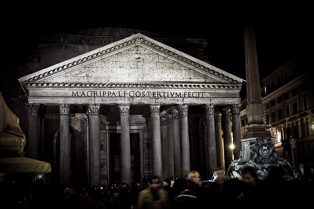 Pantheon la nuit