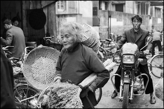 Wuzhen West Street乌镇西街 2003-12