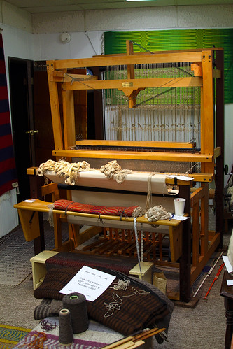 wool alpaca linen silk weaving weave loom narrowsburg sullivancounty heddle narrowsburgny harrisvillerugloom charleshadleyblanchard dyeberryweaver
