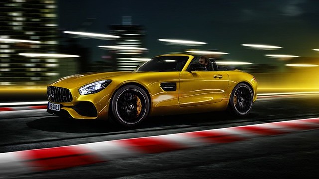 Mercedes-AMG GT S Roadster 4