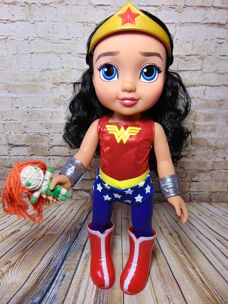 Jakks Pacific 15” Vinyl Toddler Wonder Woman Doll NEW 