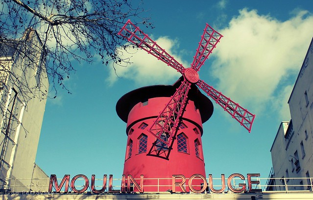 Moulin Rouge.