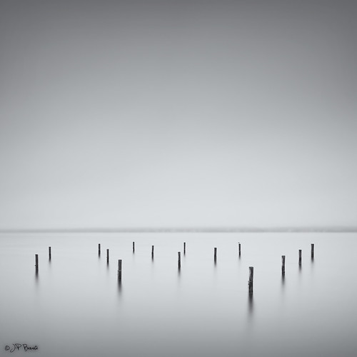 longexposure bw mist water weather fog cloudy seagull tide maryland shore lee pylons current fifteen 1740l patuxentriver yetagain 5dii bigstopper jpbenante