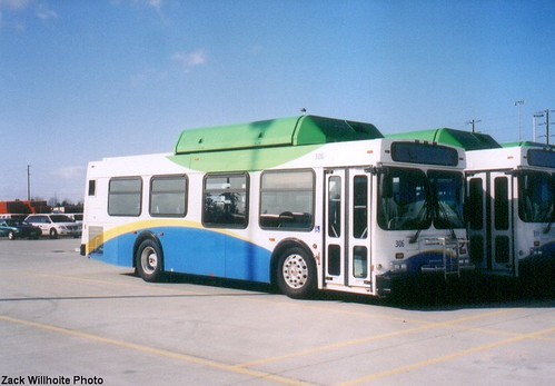 2004 New Flyer C30LF #306 | At Pierce Transit's Garage in La… | Flickr