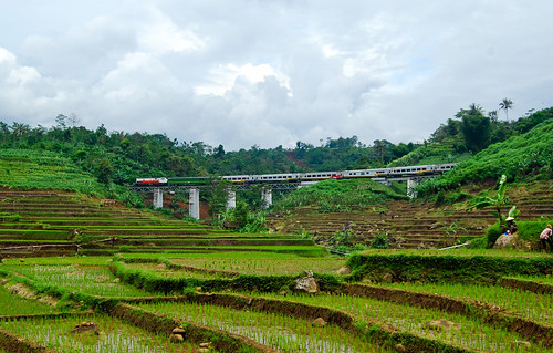 indonesia nikon railway bandung padalarang keretaapi cimeta