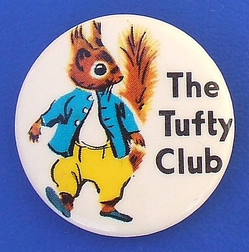 THE TUFTY CLUB BADGE RETRO BADGE   Pin  TV 70S 