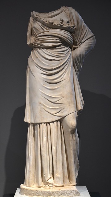 Headless statue of Athena of a Vescovali-Arezzo Type (modelled on a bronze prototype of the 4th century BC), from the portico of the pecile at Hadrian's Villa, 138 - 150 AD, Palazzo Massimo alle Terme, Rome