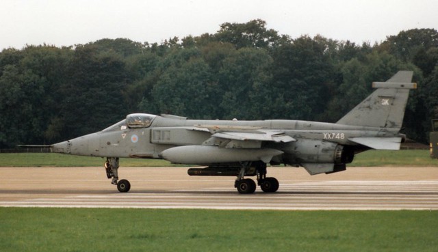RAF Coltishall. October,1995.  RAF Sepecat Jaguar. XX748 GK 54 Sqn,