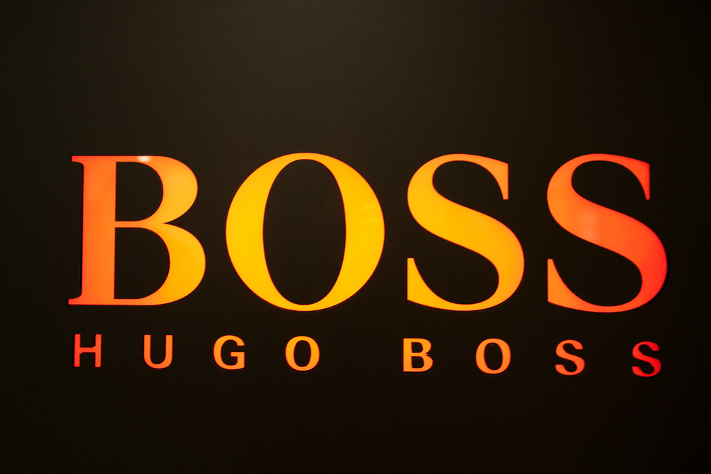 Hugo Boss Logo orange | Taken in front 