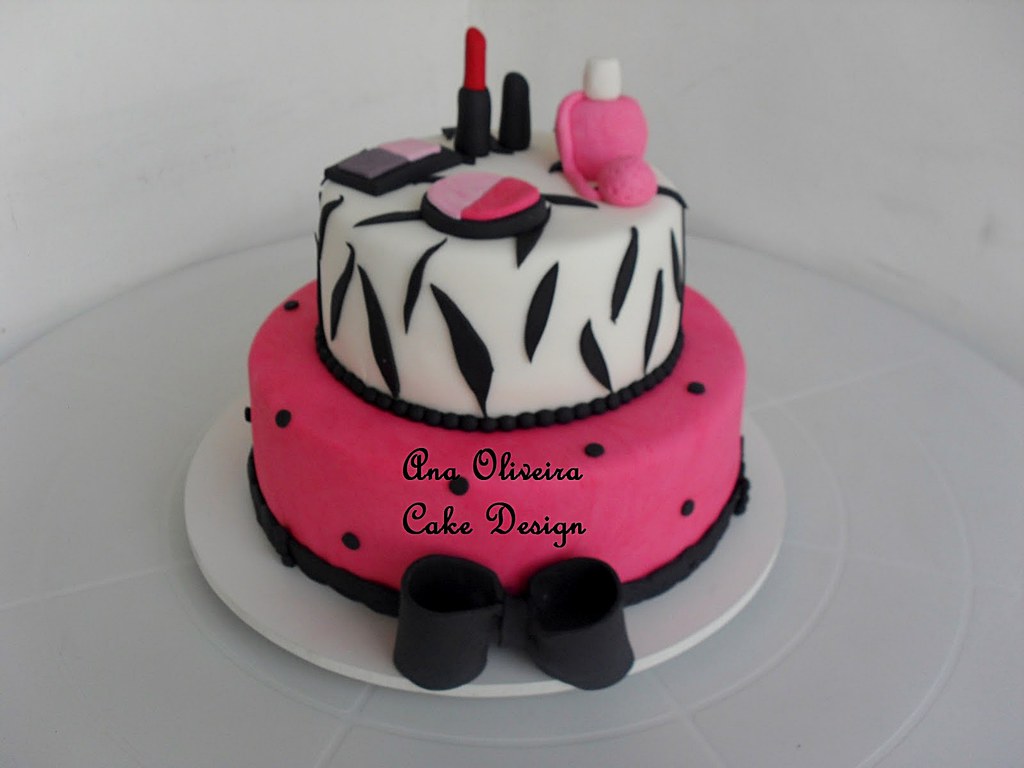 Bolo Maquiagem Lilais, Ana Oliveira Cake Design