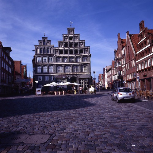 Mamiya6_03_Kodak Ektachrome 100_011B | by thomas.78