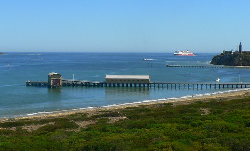 lighthouse day australia victoria clear portphillipbay bassstrait explore100 therip queenscliffobservationtower