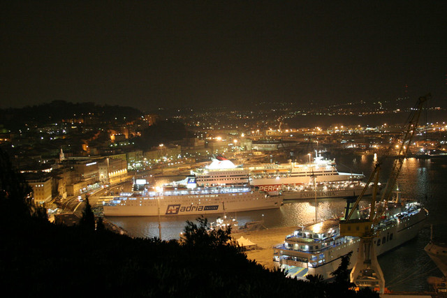Porto di Ancona - notte
