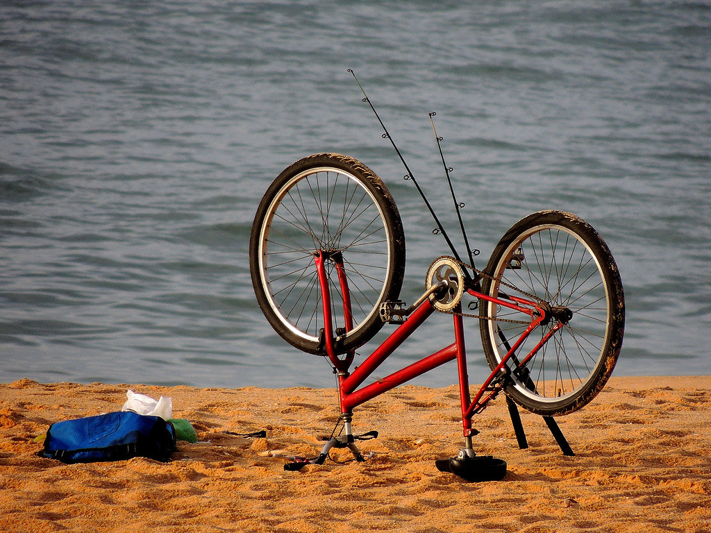 Bike fisherman, Praia do Pecado. Macaé RJ - Brasil, fabio__macahe