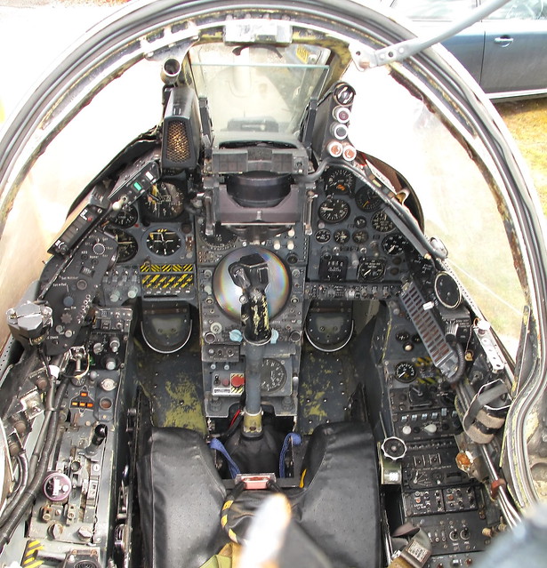 XW934 Harrier T Mk2A  Cockpit