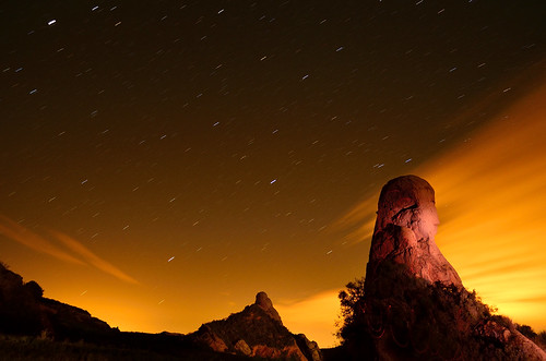 Albelda by javier ruiz77, noche nikon paisaje nubes estrellas nocturna rocas nocturno albelda