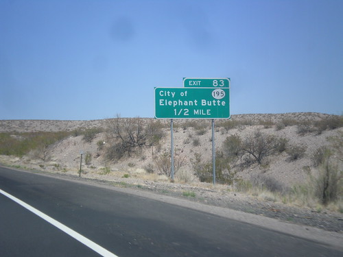 newmexico sign intersection i25 truthorconsequences biggreensign freewayjunction nm181 nm195