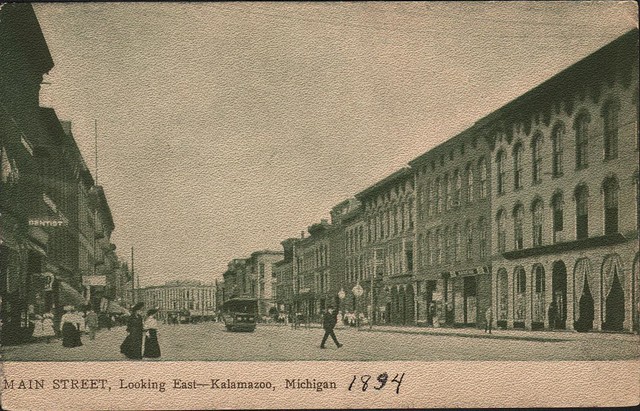 Front: Main Street,  Looking east, Kalamazoo, Mich