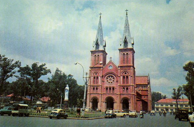 Saigon - Cathedral - Old Postcard