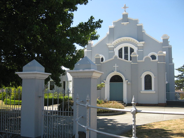St Laurence’s Catholic Church – Corner Ogilvy and Brumley Streets, Leongatha