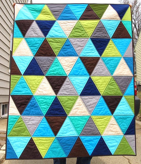 Solid Pyramids Quilt
