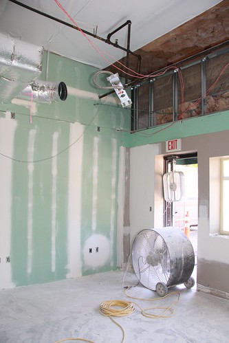 Construction at Richmond Walk-in clinic
