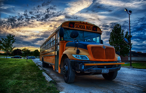 bus schoolbus school sky sunset canada toronto ngc