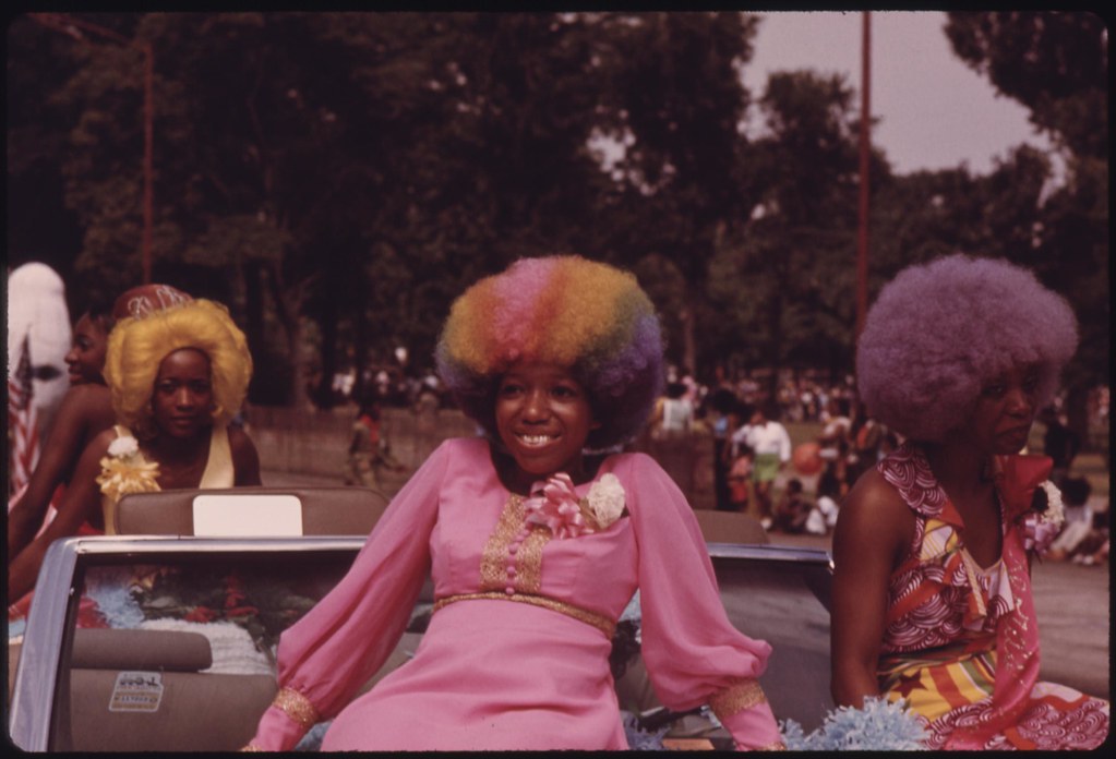 Black Beauties With Colorful Hair Grace A Float During The Annual Bud Billiken Day Parade, 08/1973