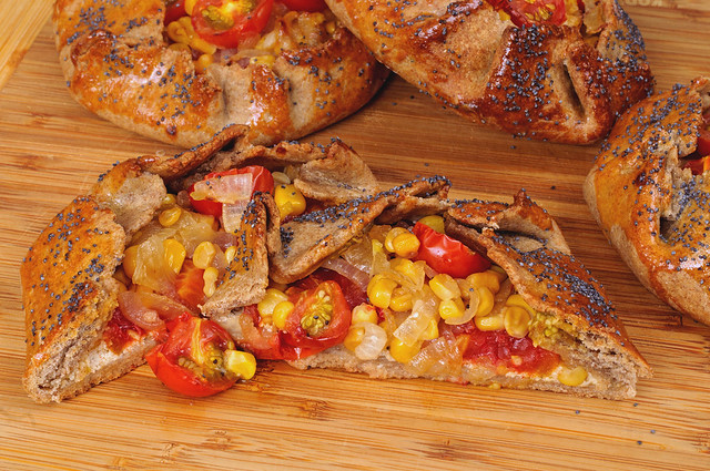 Spicy rye galettes with tomatoes, corn and ricotta