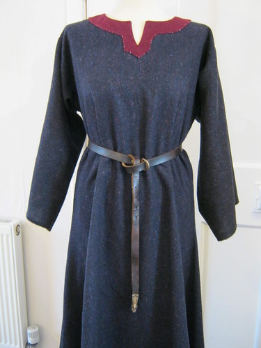 Norse style dress | The Midgard Seamstress www.facebook.com/… | Flickr